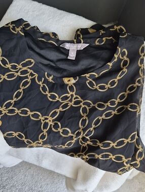 🌸B2G1 Free🌸 Banana Republic Factory Chain & Lock Print Blouse - Small